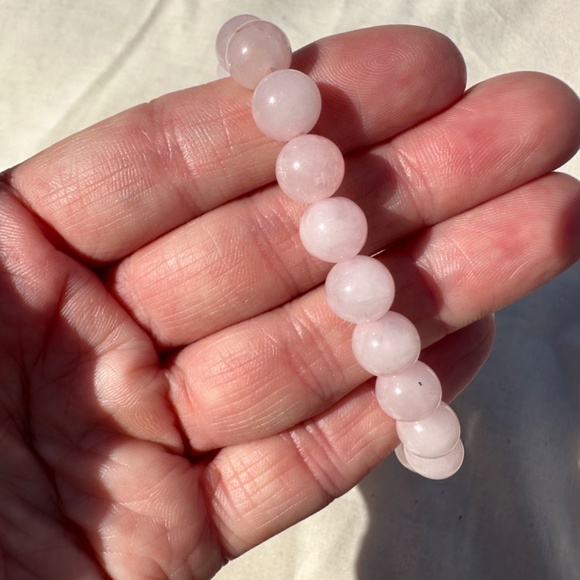 Rose quartz crystal bracelet. 6mm. 1 bracelet. - Picture 5 of 5